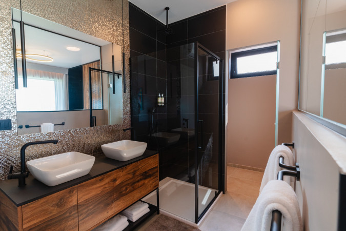 Iris Croatica Luxury Apartments s bazenom u Zagorju Oroslavje
